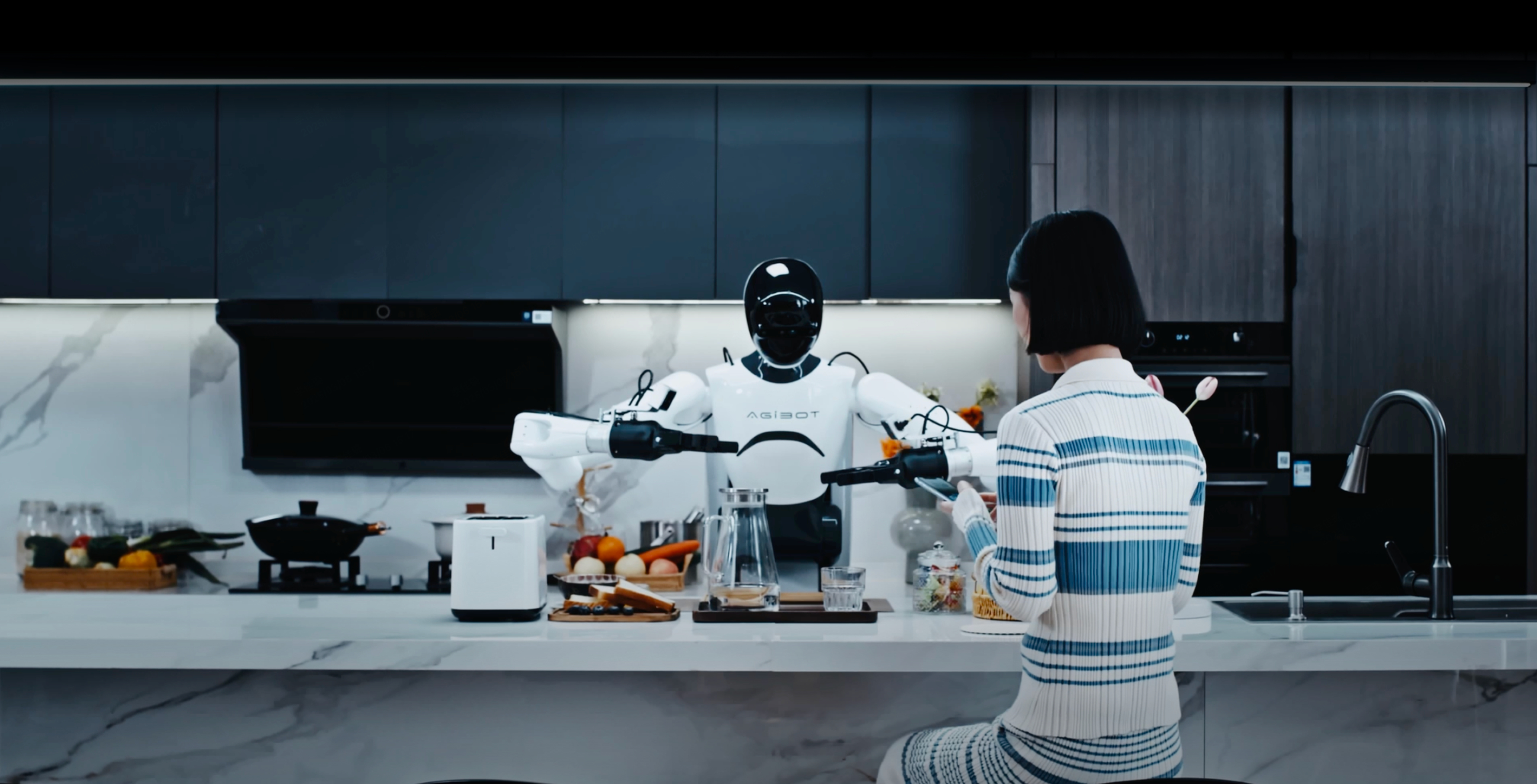 智元发布！ Genie Studio：行业首款具身智能一站式开发平台